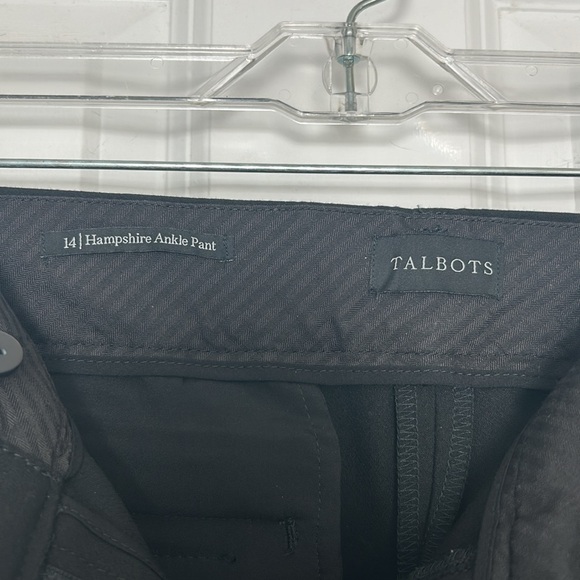 Talbots Black Hampshire Ankle Pant with Invisiflex Comfort Waist Technology. EUC - Picture 6 of 10
